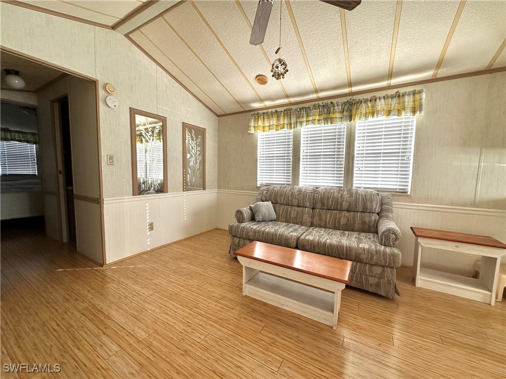 1 Bed ManufacturedHome for Sale in Estero, photo 5