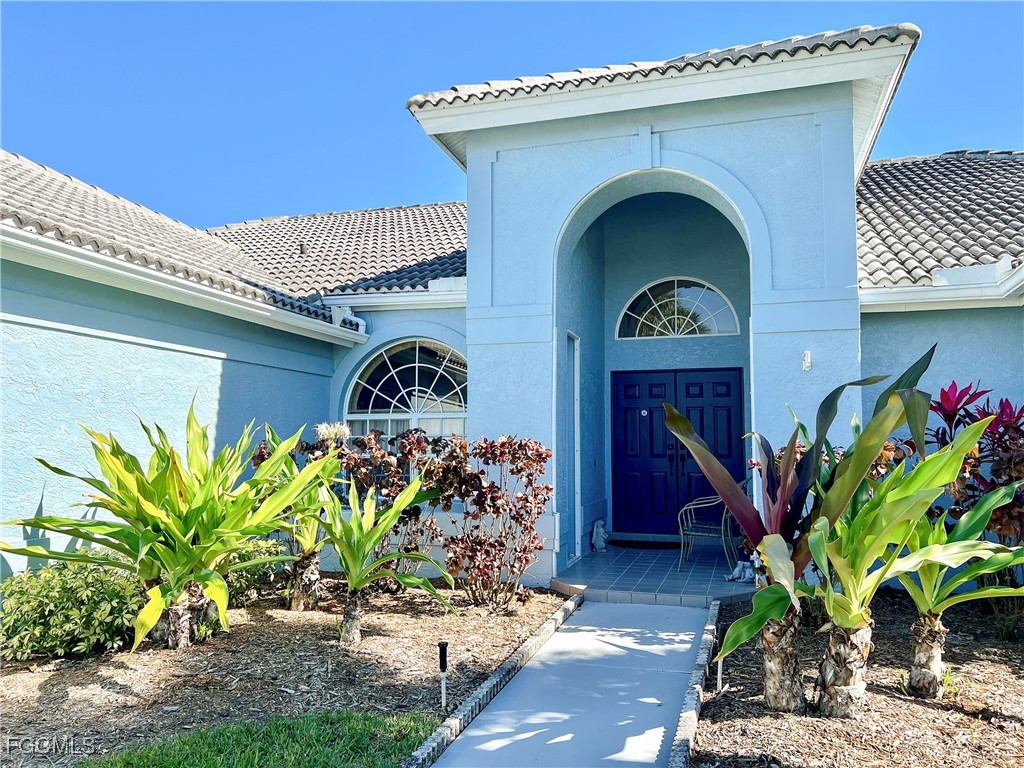 3 Bed Waterfront Home for Sale in Fort Myers, photo 5