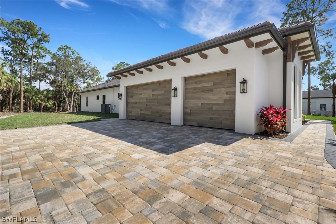 4 Bed Pool Home for Sale in Naples, photo 5