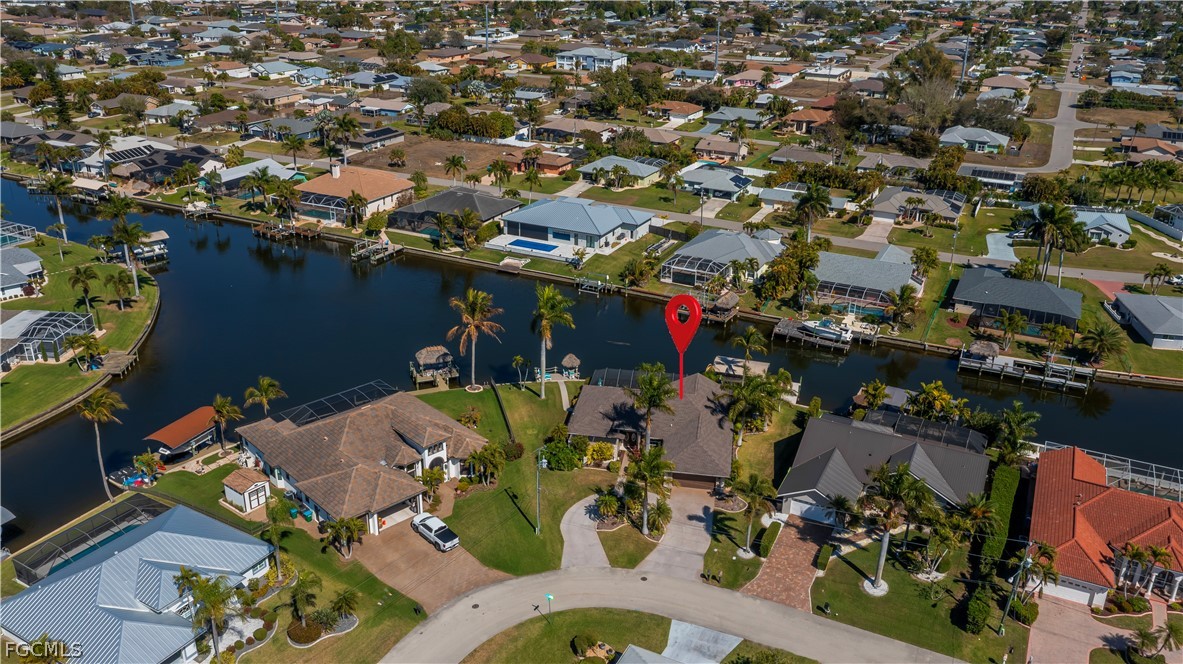 3 Bed Pool Home for Sale in Cape Coral, photo 5