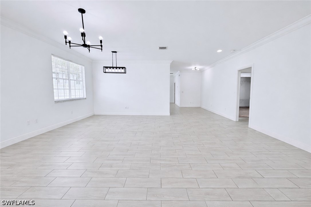 3 Bed SingleFamilyResidence for Sale in Naples, photo 5