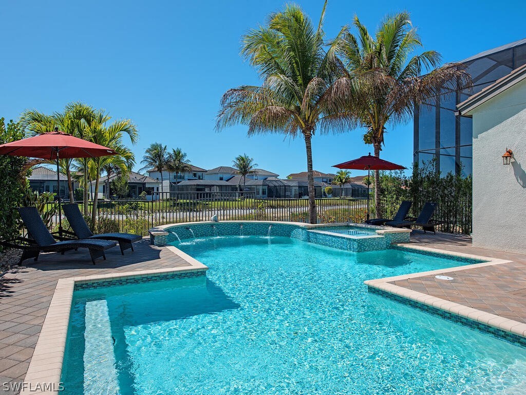 6 Bed Pool Home for Sale in Stonecreek, photo 5