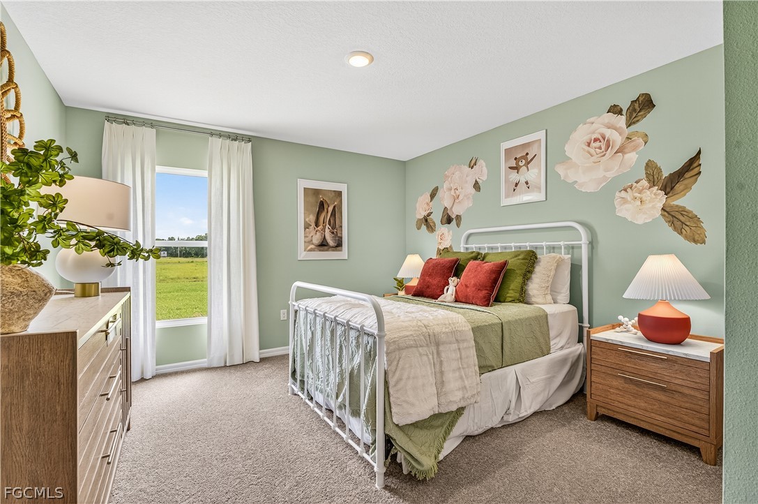 4 Bed SingleFamilyResidence for Sale in Labelle Acres, photo 5