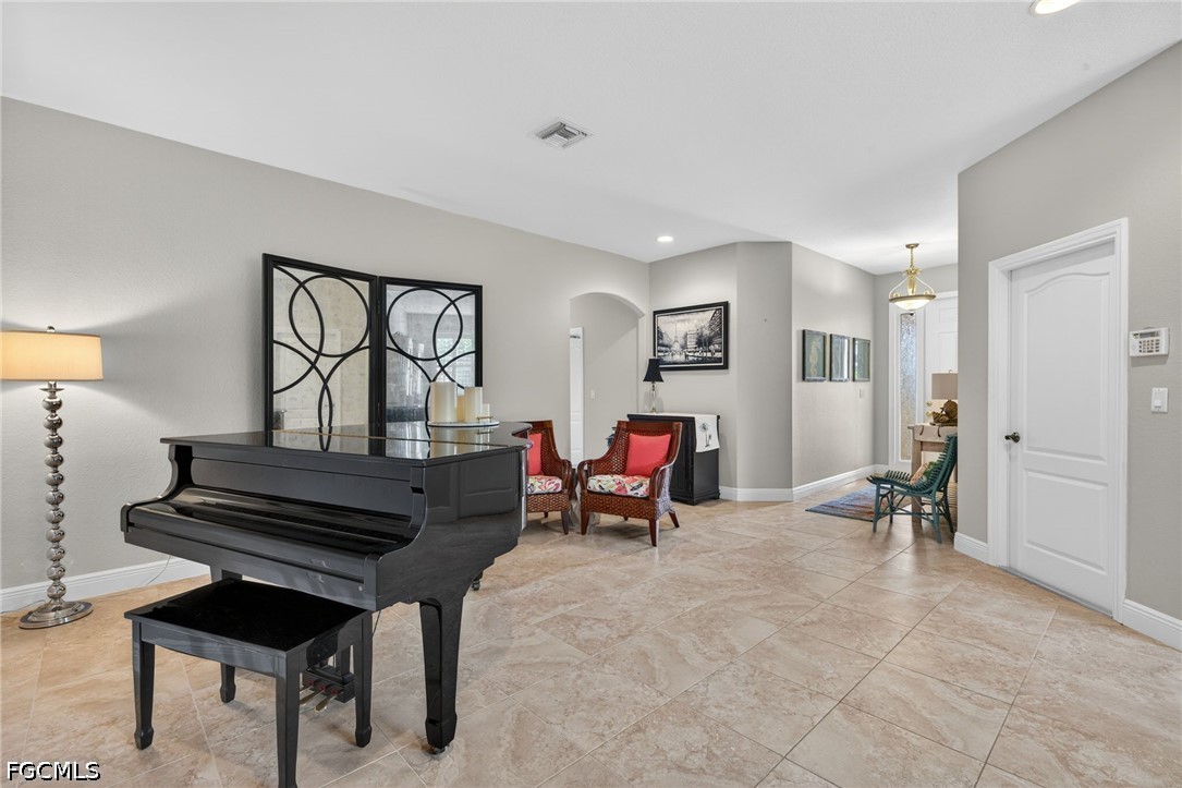 5 Bed Pool Home for Sale in Daniels Preserve, photo 5
