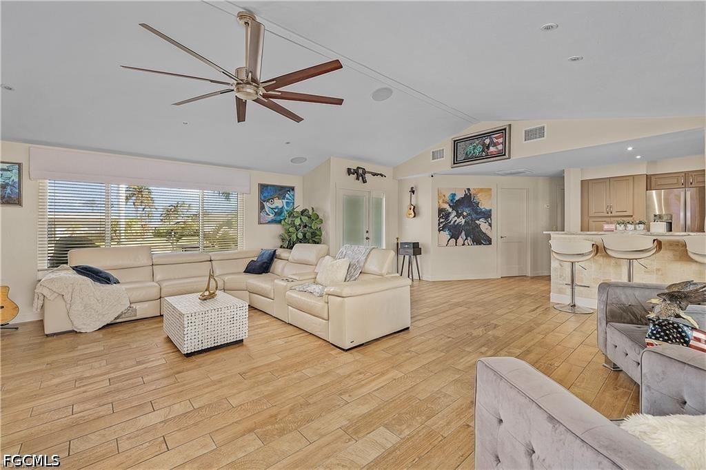 2 Bed Pool Home for Sale in Cape Coral, photo 5