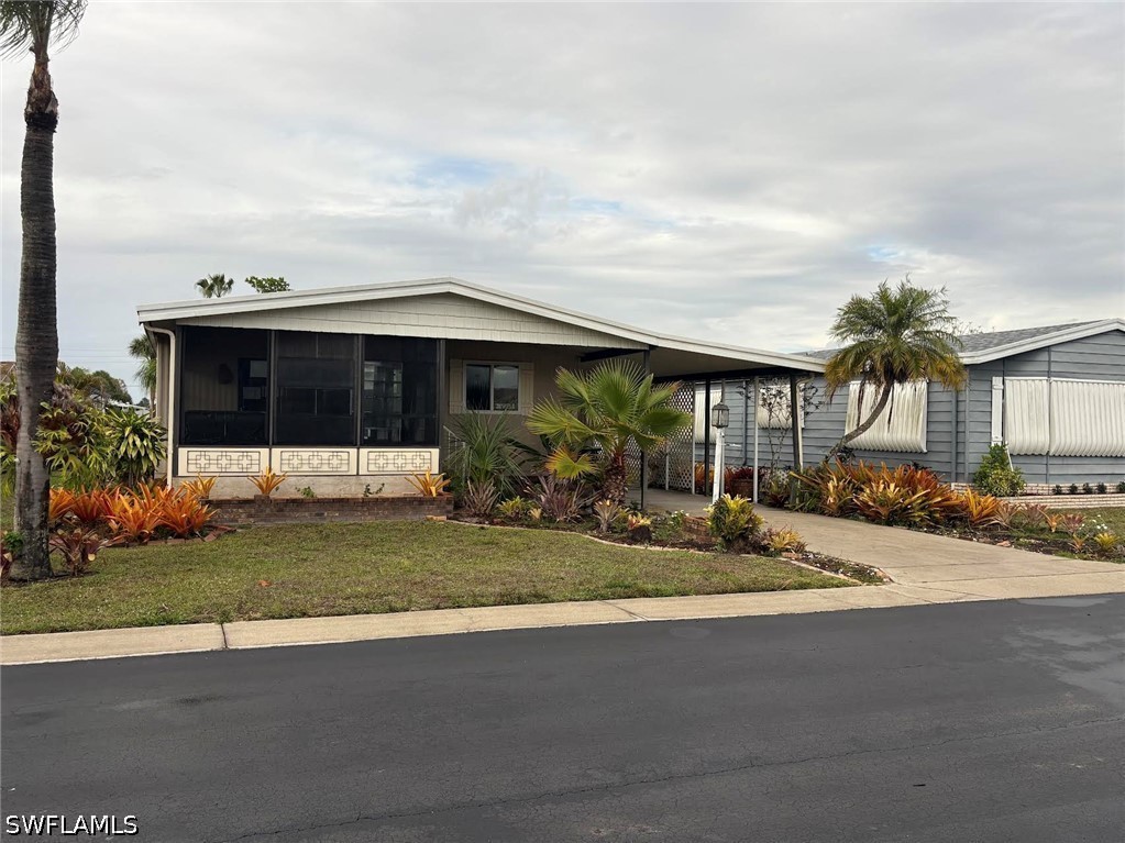 2 Bed ManufacturedHome for Sale in Naples, photo 5
