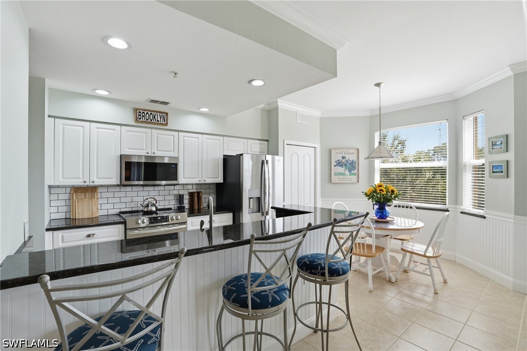 2 Bed Waterfront Home for Sale in Terrace Vi, photo 5