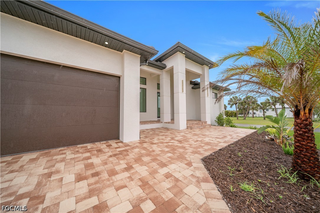 3 Bed Pool Home for Sale in Burnt Store Lakes, photo 5