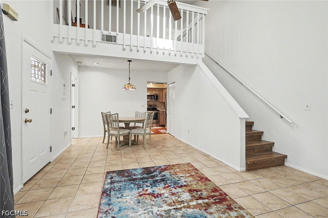 2 Bed Pool Home for Sale in Fort Myers, photo 5