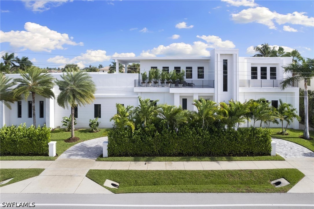 5 Bed Pool Home for Sale in Marco Island, photo 5