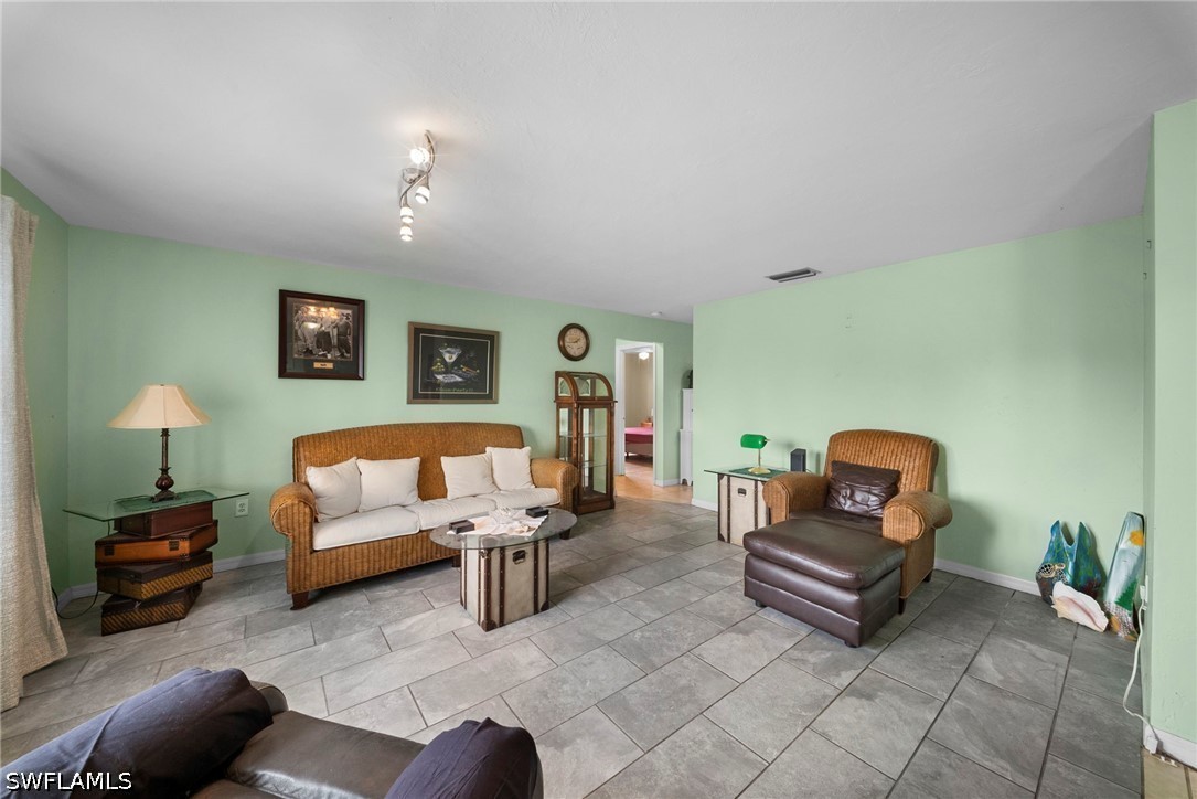 3 Bed Pool Home for Sale in San Carlos Park, photo 5