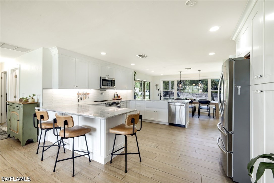 2 Bed SingleFamilyResidence for Sale in Estero, photo 5