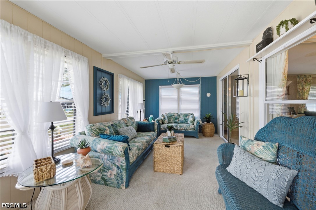 2 Bed ManufacturedHome for Sale in North Fort Myers, photo 5