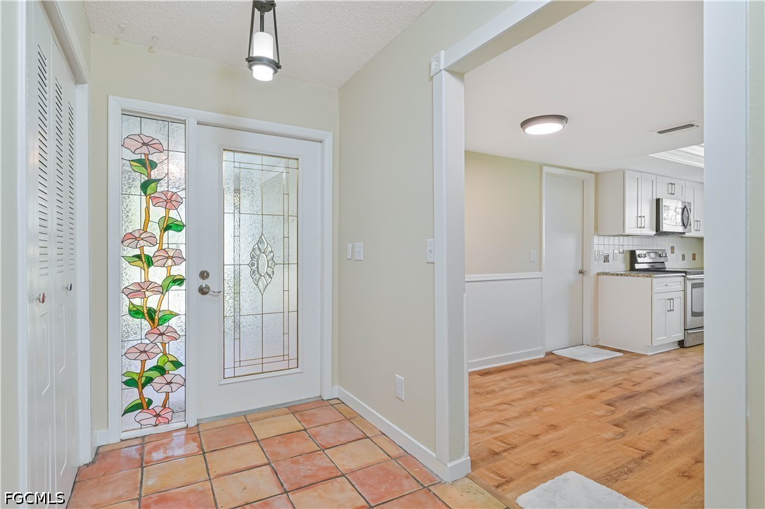 2 Bed Attached for Sale in Fort Myers, photo 5