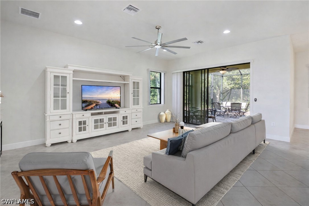 2 Bed Attached for Sale in Whispering Palms, photo 5