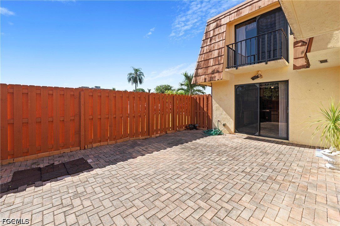 2 Bed Townhouse for Sale in Fort Myers, photo 5