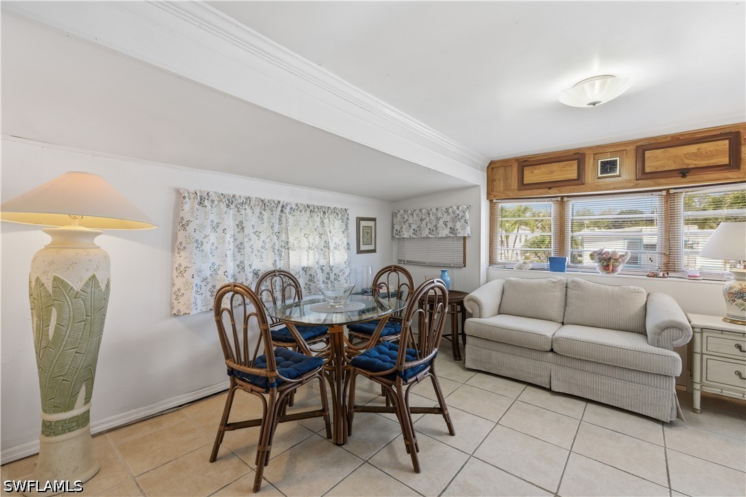 1 Bed ManufacturedHome for Sale in Naples, photo 5