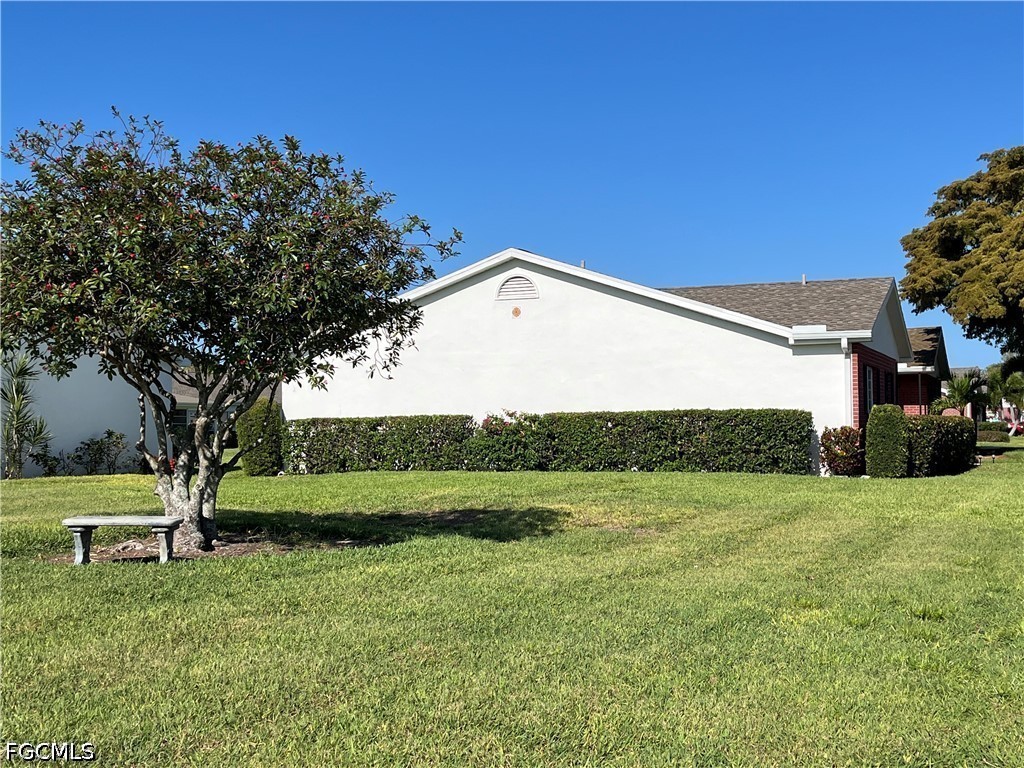 2 Bed Attached for Sale in Fort Myers, photo 5