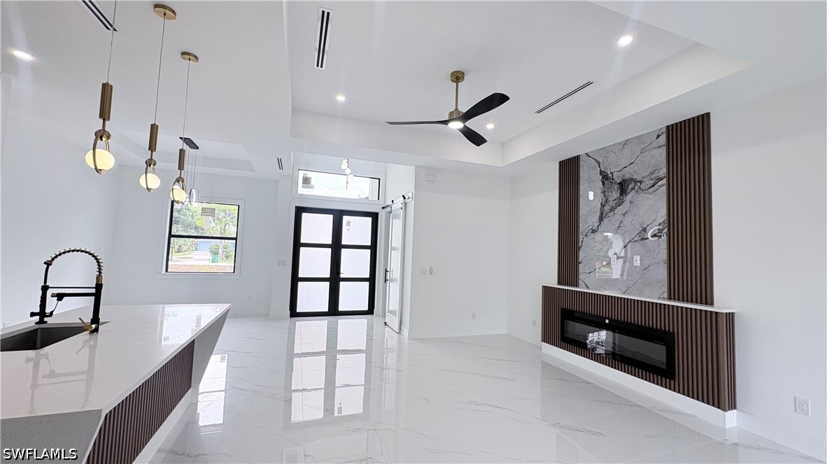 4 Bed SingleFamilyResidence for Sale in Lehigh Acres, photo 5