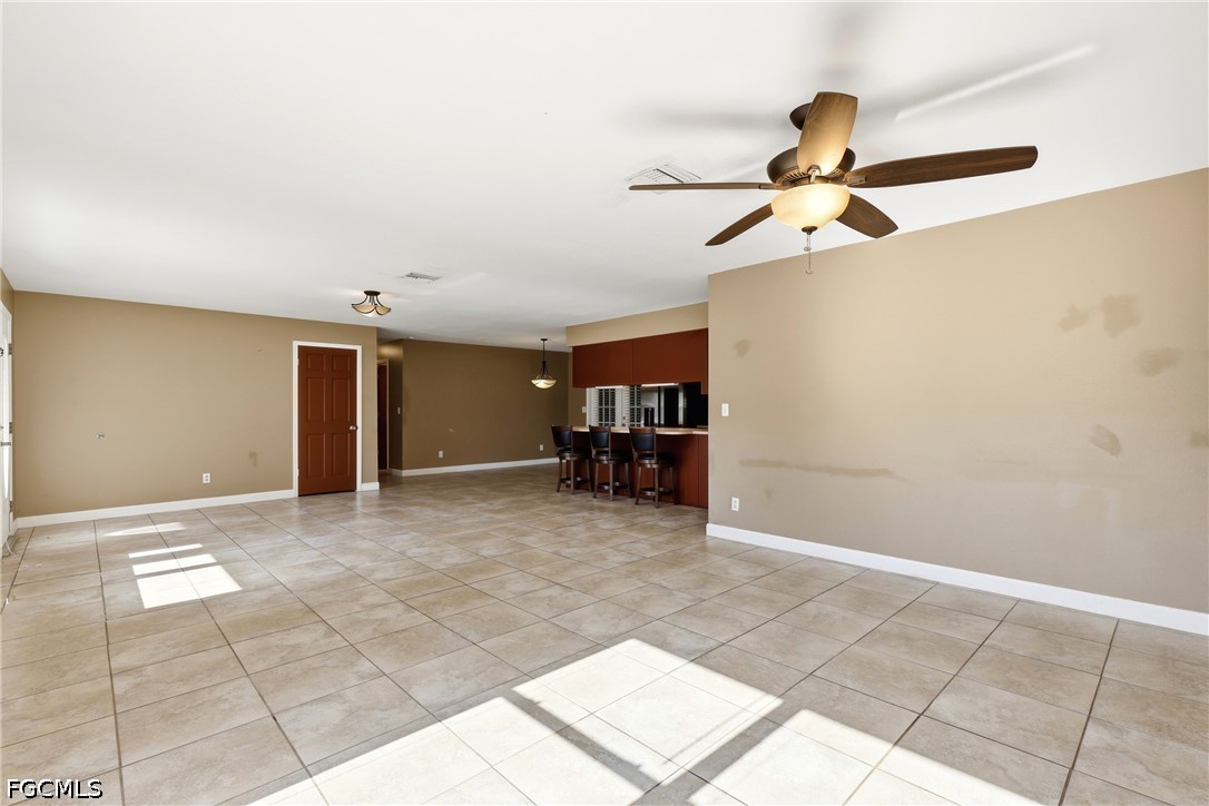 3 Bed SingleFamilyResidence for Sale in Labelle, photo 5