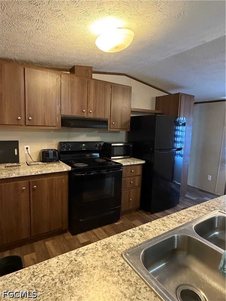3 Bed ManufacturedHome for Sale in Sherwood, photo 5