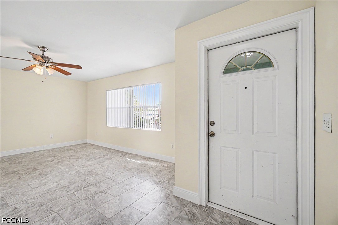3 Bed Pool Home for Sale in Cape Coral, photo 5