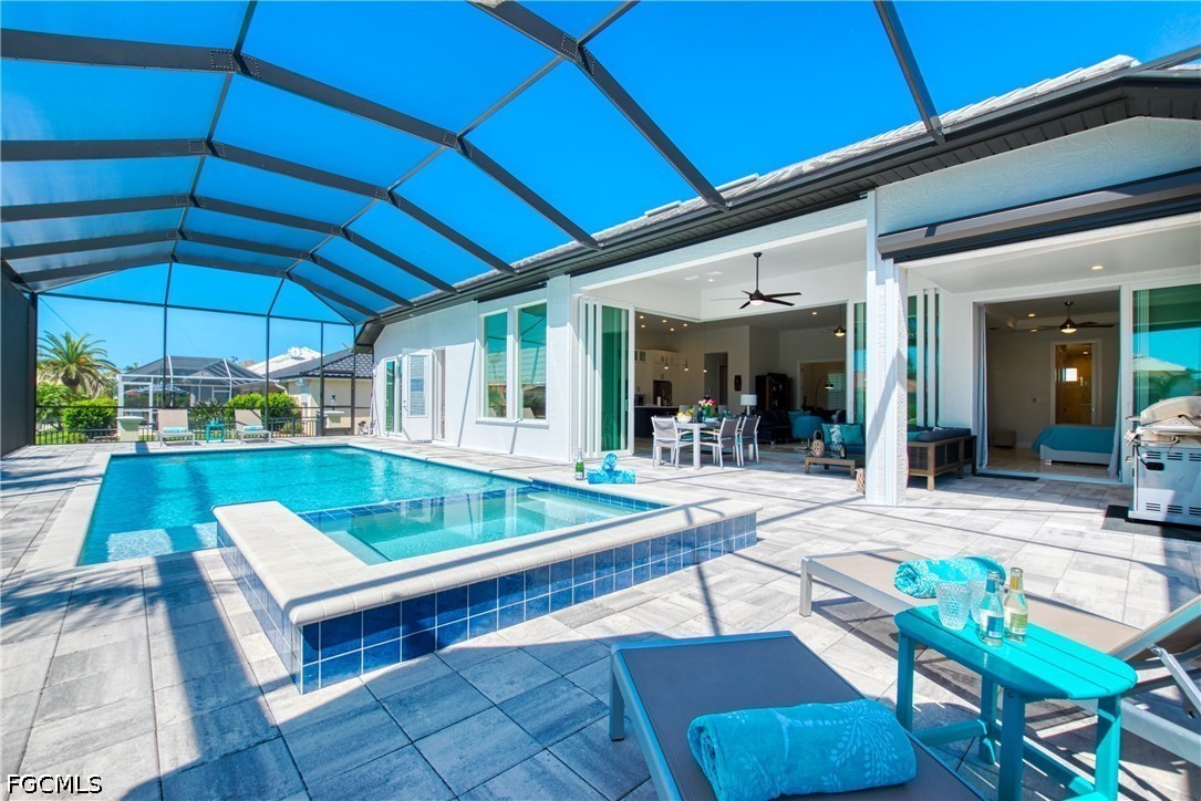 3 Bed Pool Home for Sale in Cape Coral, photo 5
