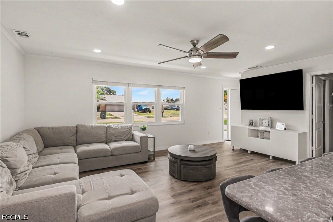 3 Bed SingleFamilyResidence for Sale in Clewiston, photo 5