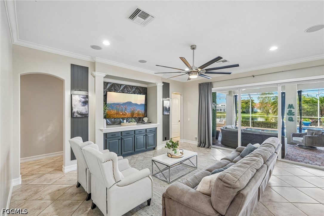 5 Bed Pool Home for Sale in Stonyhill, photo 5