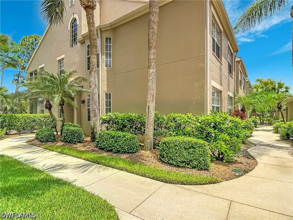 2 Bed Condominium for Sale in Sabal Palm, photo 5
