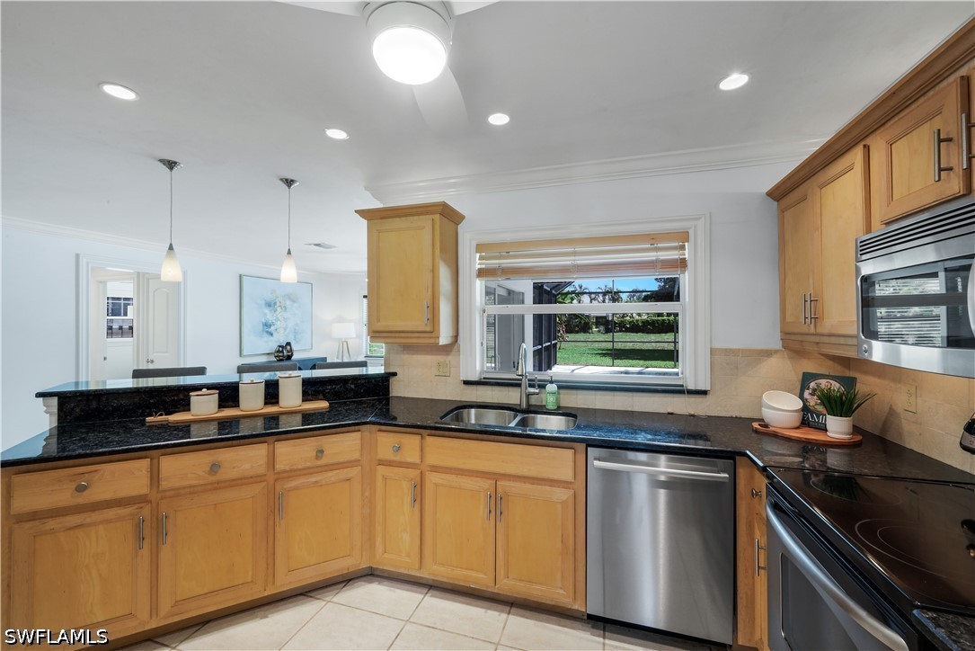 3 Bed Pool Home for Sale in Palm River Estates, photo 5