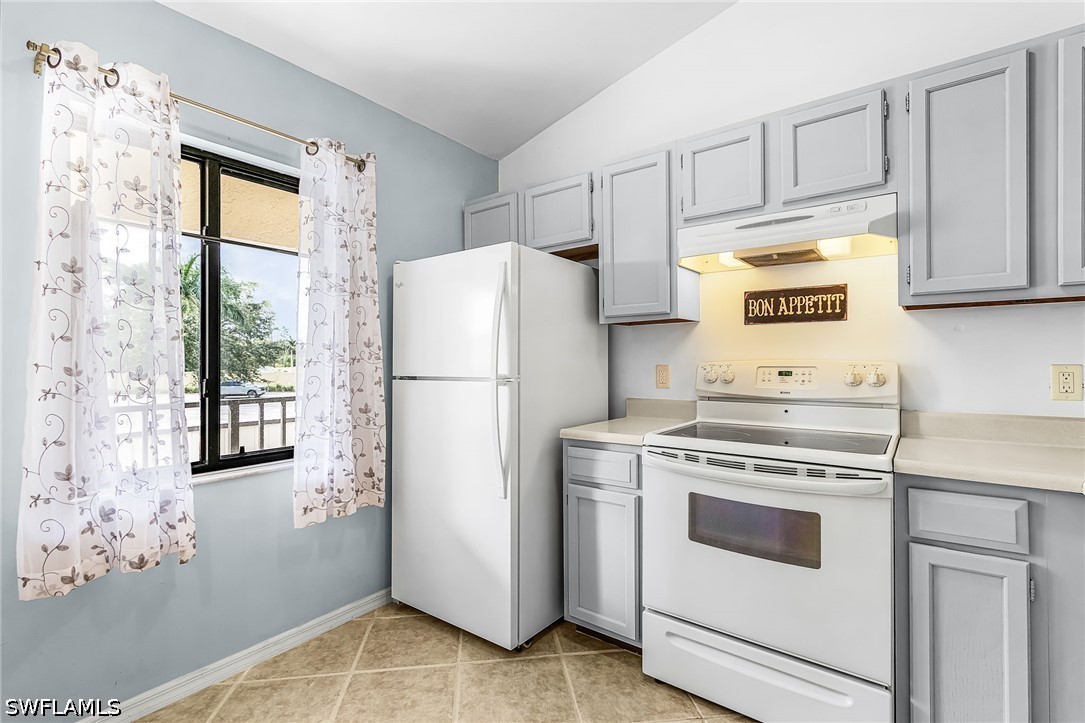 2 Bed Condominium for Sale in Augusta Woods, photo 5