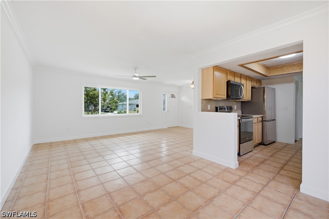 2 Bed SingleFamilyResidence for Sale in San Carlos Park, photo 5