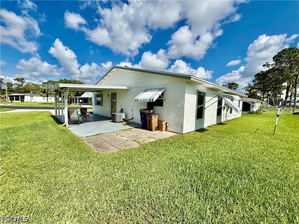 2 Bed Attached for Sale in Lehigh Acres, photo 5