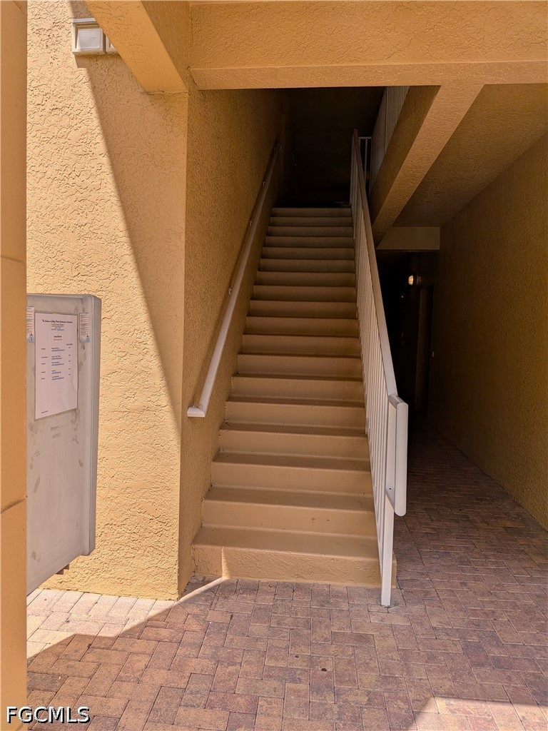 1 Bed Condominium for Sale in College Pointe, photo 5