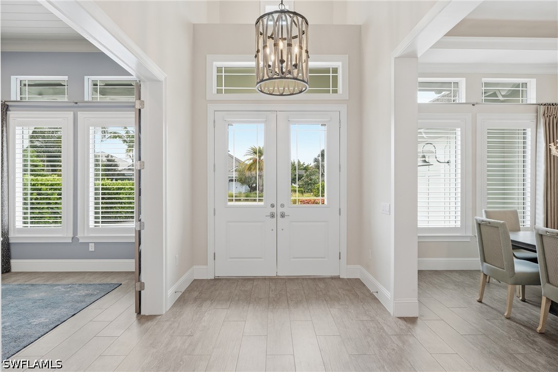 3 Bed Pool Home for Sale in Naples, photo 5