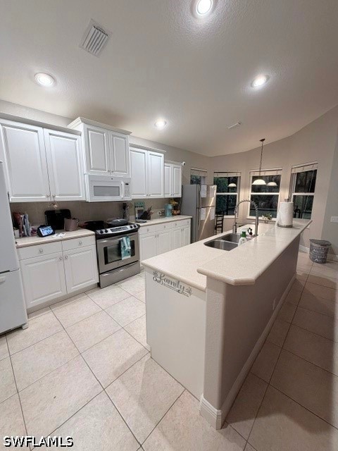 2 Bed Waterfront Home for Sale in Estero, photo 5