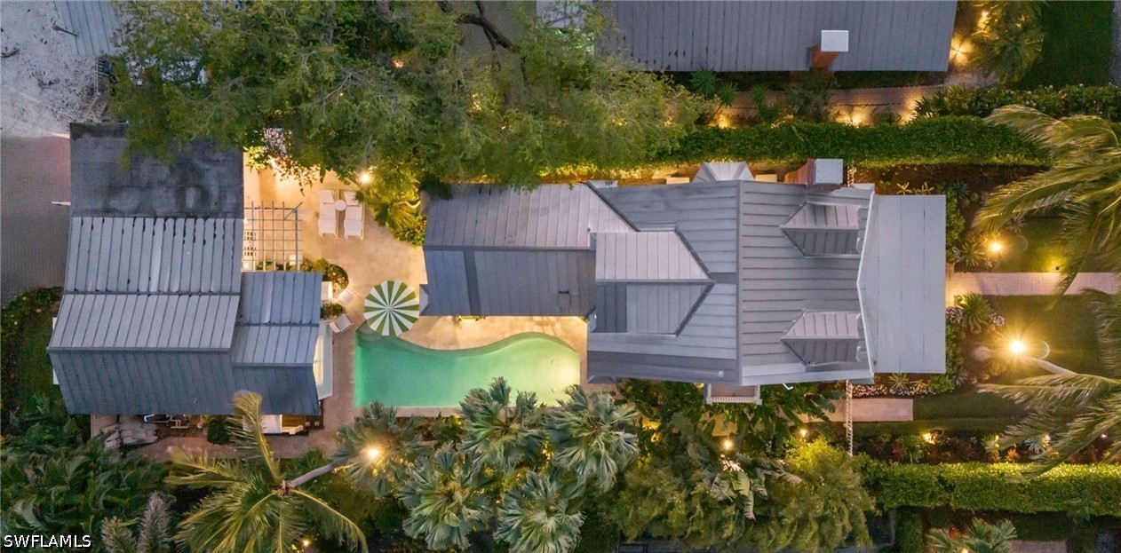 4 Bed Pool Home for Sale in Olde Naples, photo 5