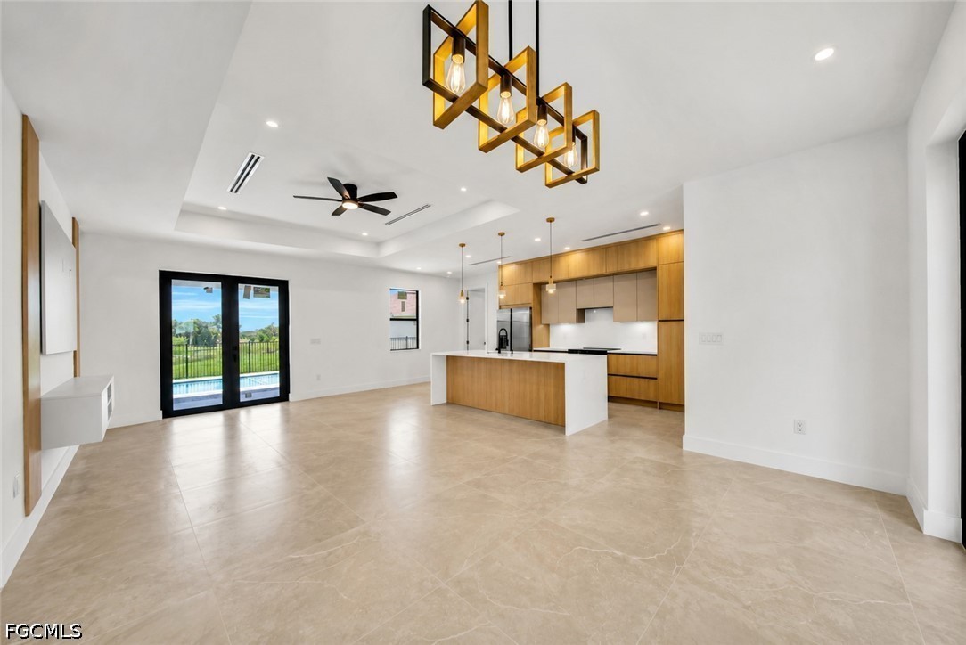 3 Bed Pool Home for Sale in Cape Coral, photo 5