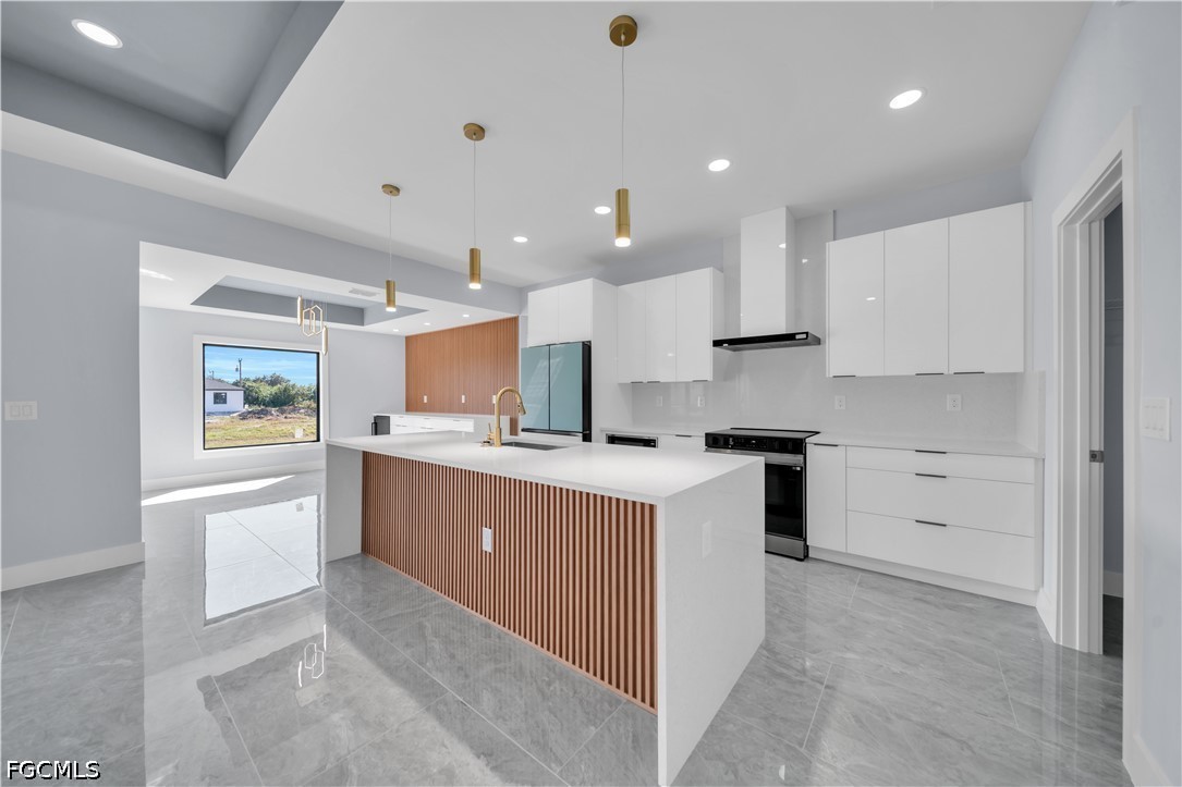3 Bed SingleFamilyResidence for Sale in Lehigh Acres, photo 5