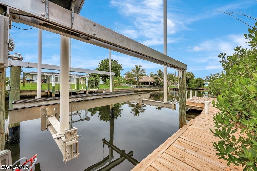 3 Bed Waterfront Home for Sale in Port Charlotte, photo 5