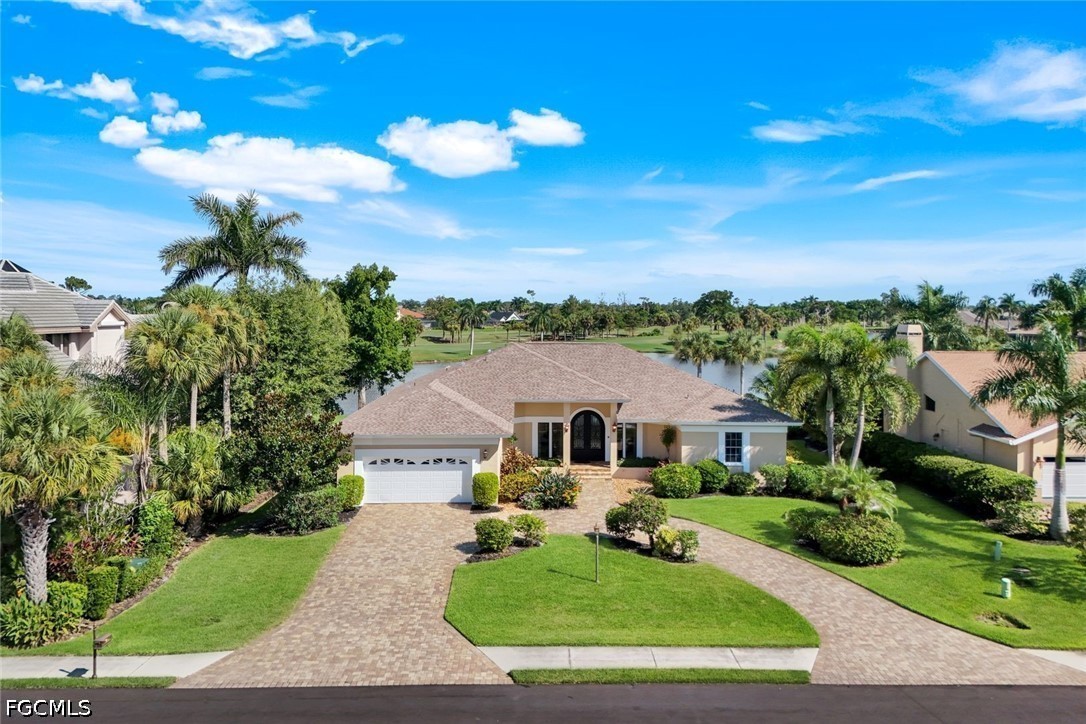 4 Bed Pool Home for Sale in The Forest, photo 5