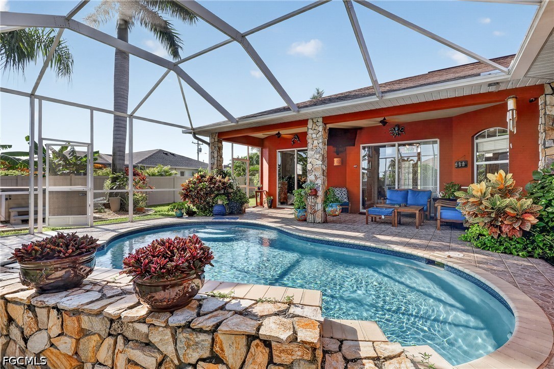 3 Bed Pool Home for Sale in Cape Coral, photo 5