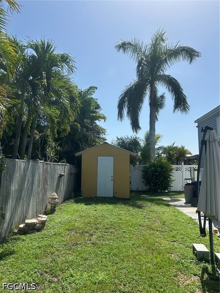 2 Bed ManufacturedHome for Sale in Fort Myers, photo 5