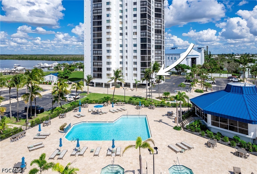 2 Bed Condominium for Sale in Fort Myers Beach, photo 5