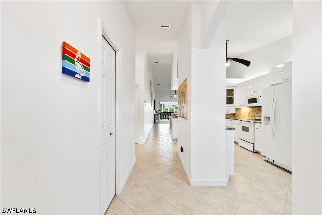 2 Bed Condominium for Sale in Naples, photo 5