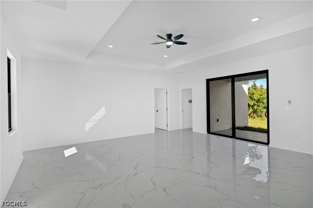 4 Bed SingleFamilyResidence for Sale in Lehigh Acres, photo 5