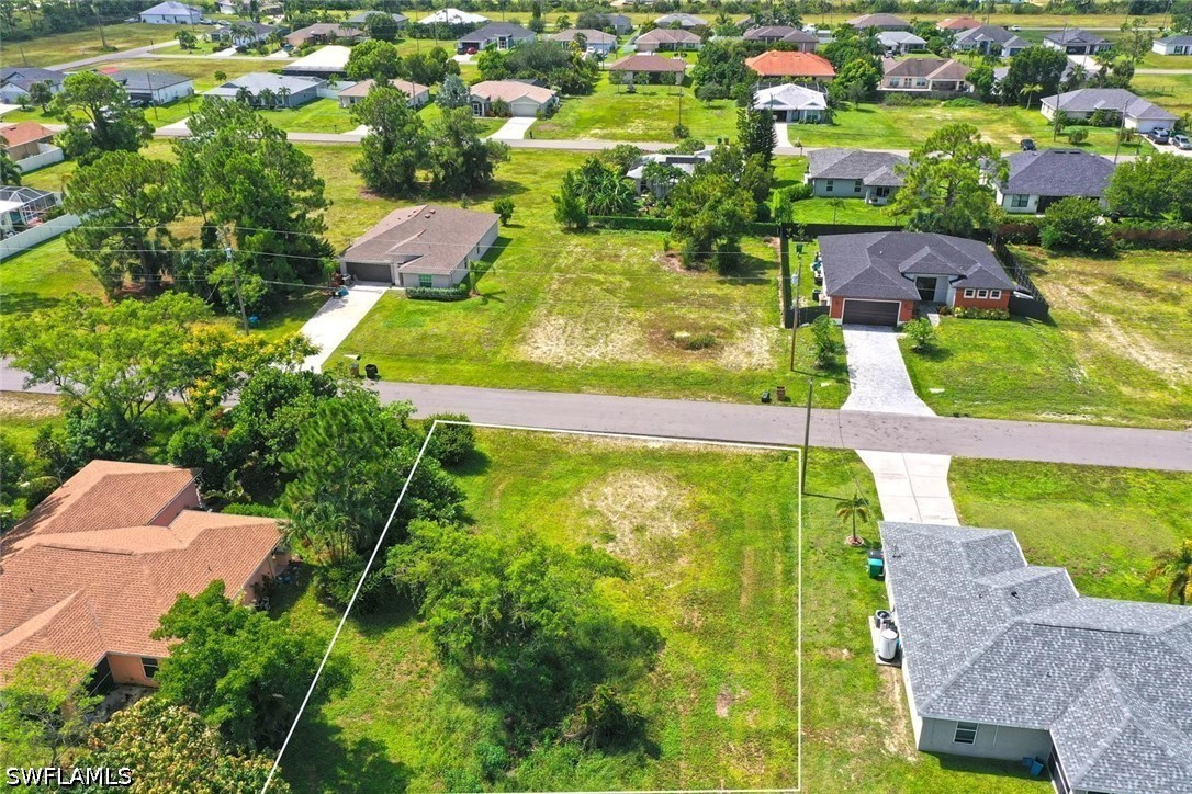 Residential for Sale in Cape Coral, photo 5
