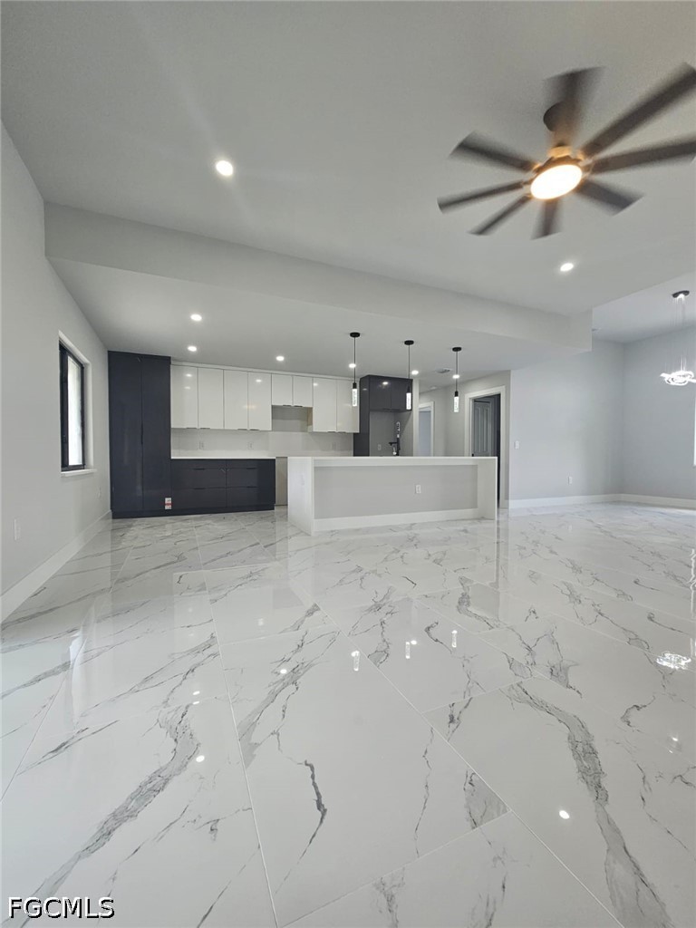 3 Bed SingleFamilyResidence for Sale in Lehigh Acres, photo 5