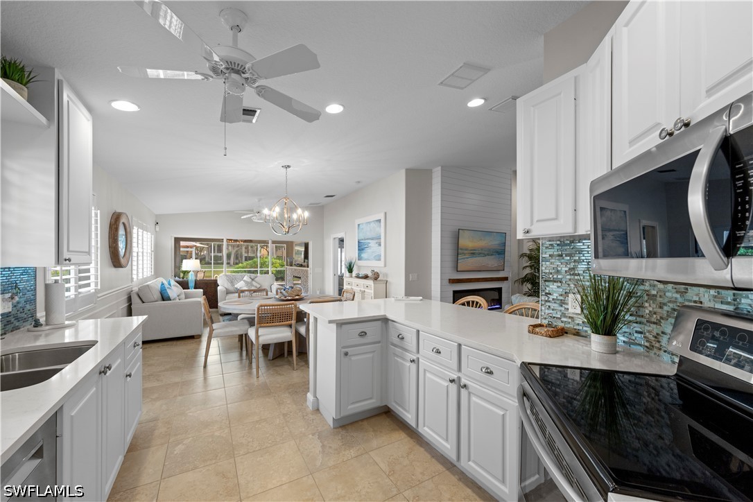2 Bed Pool Home for Sale in Bonita Springs, photo 5